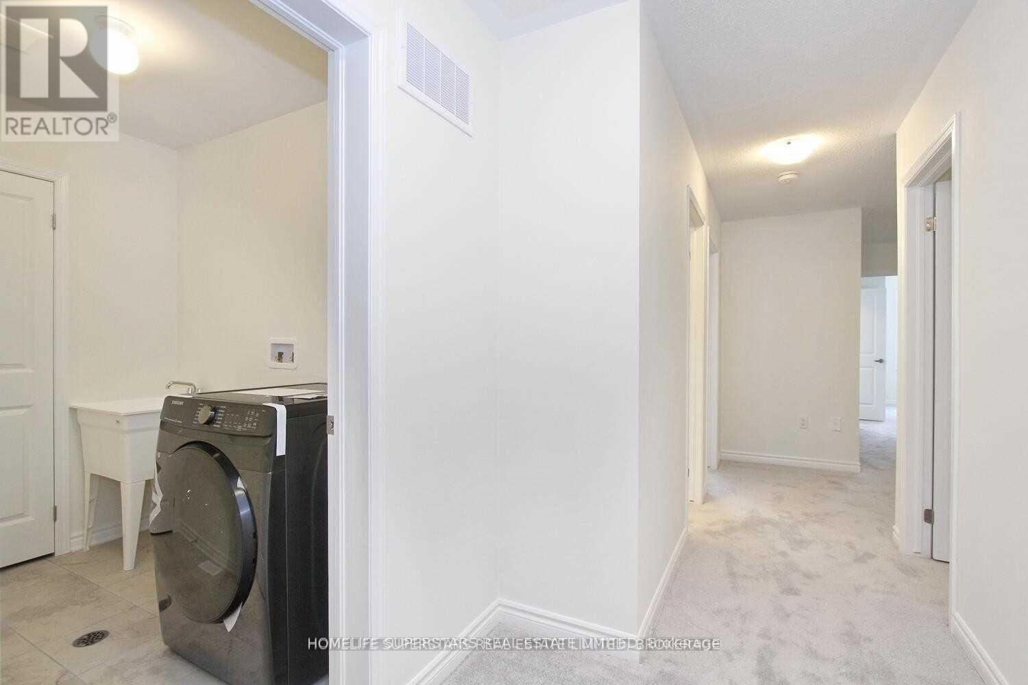 17 Speckled Alder Street, Caledon, Ontario  L7C 4J1 - Photo 11 - W12546980