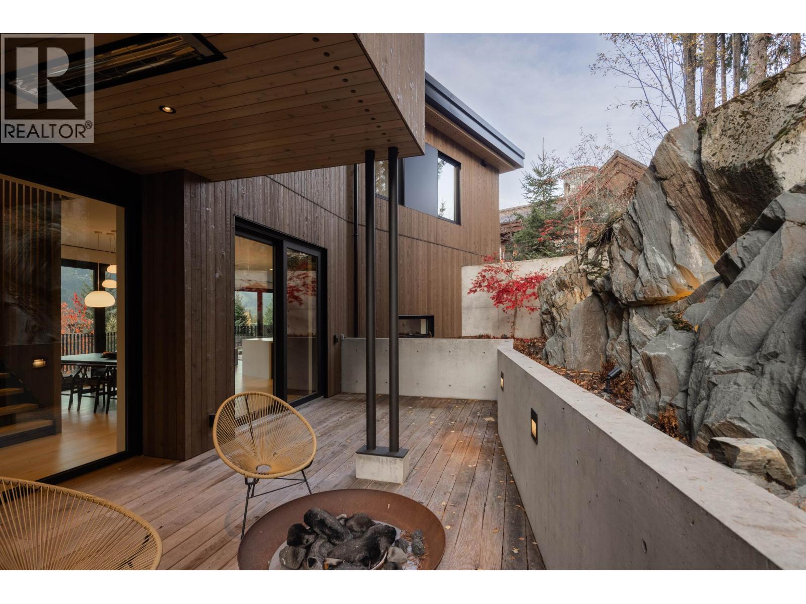 3565 Falcon Crescent, Whistler, British Columbia  V8E 0B9 - Photo 20 - R3065880