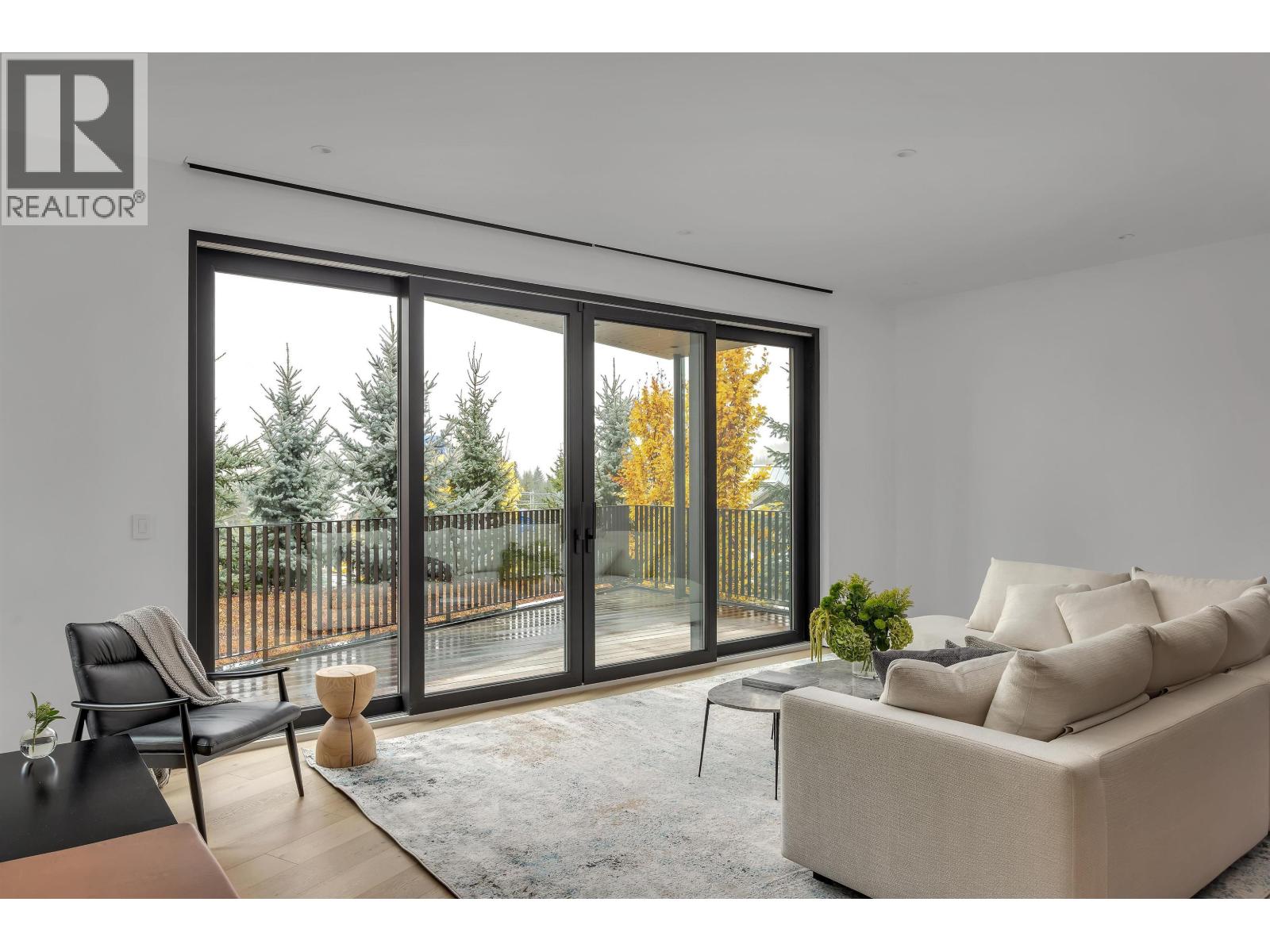 3565 Falcon Crescent, Whistler, British Columbia  V8E 0B9 - Photo 10 - R3065880