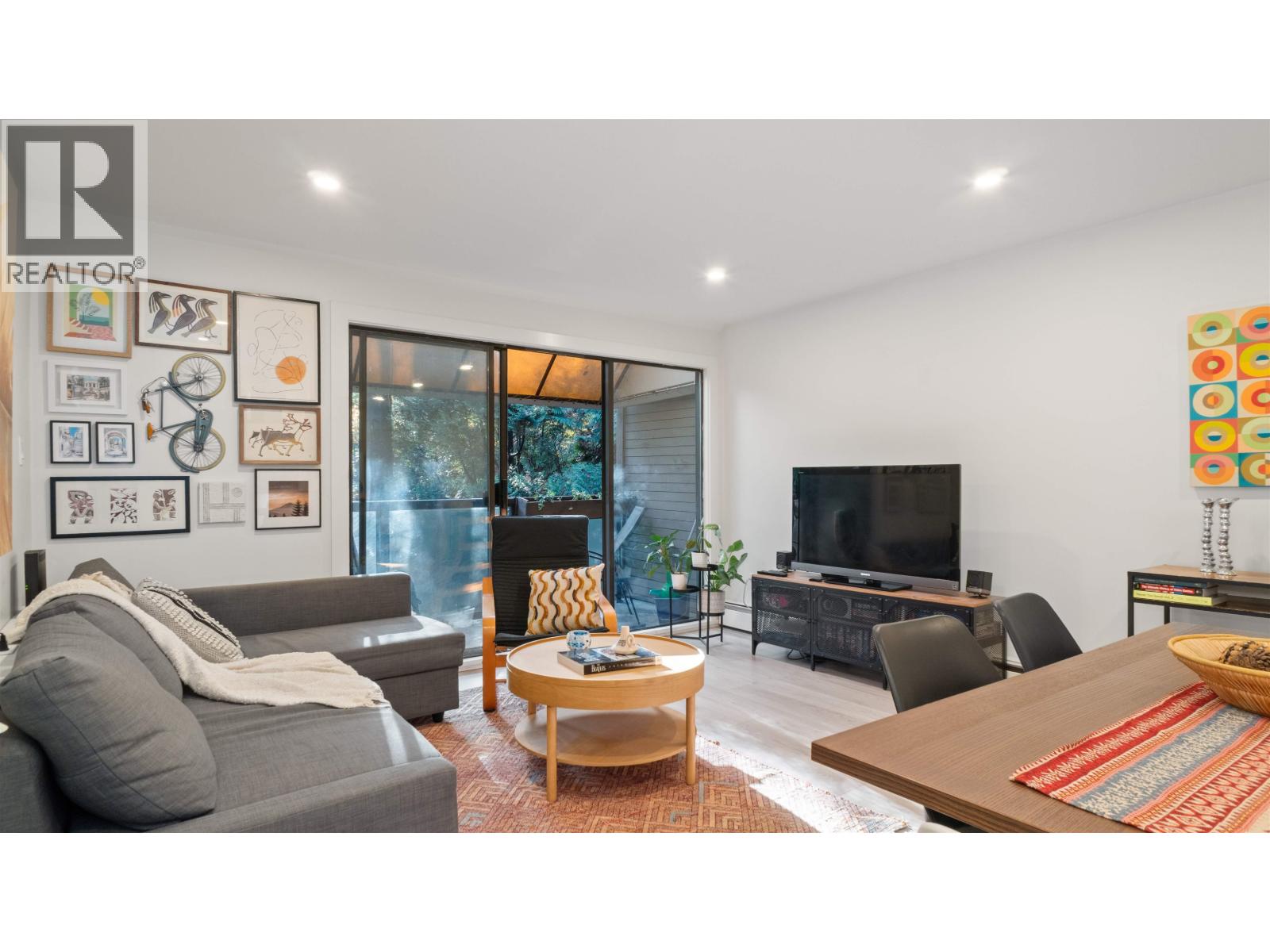 318 1345 W 15th Avenue, Vancouver, British Columbia  V6H 3R3 - Photo 1 - R3070421