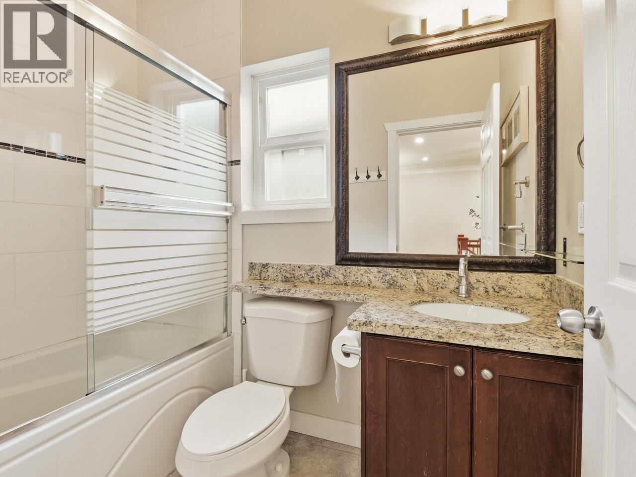 3235 Fox Street, Port Coquitlam, British Columbia  V3C 3K9 - Photo 12 - R3070397