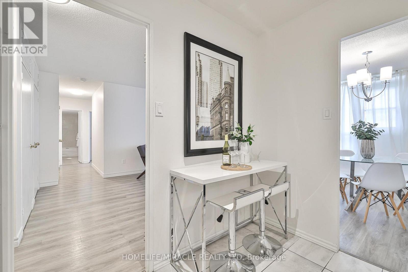 1706 - 3390 Weston Road, Toronto, Ontario  M9M 2X3 - Photo 15 - W12580474