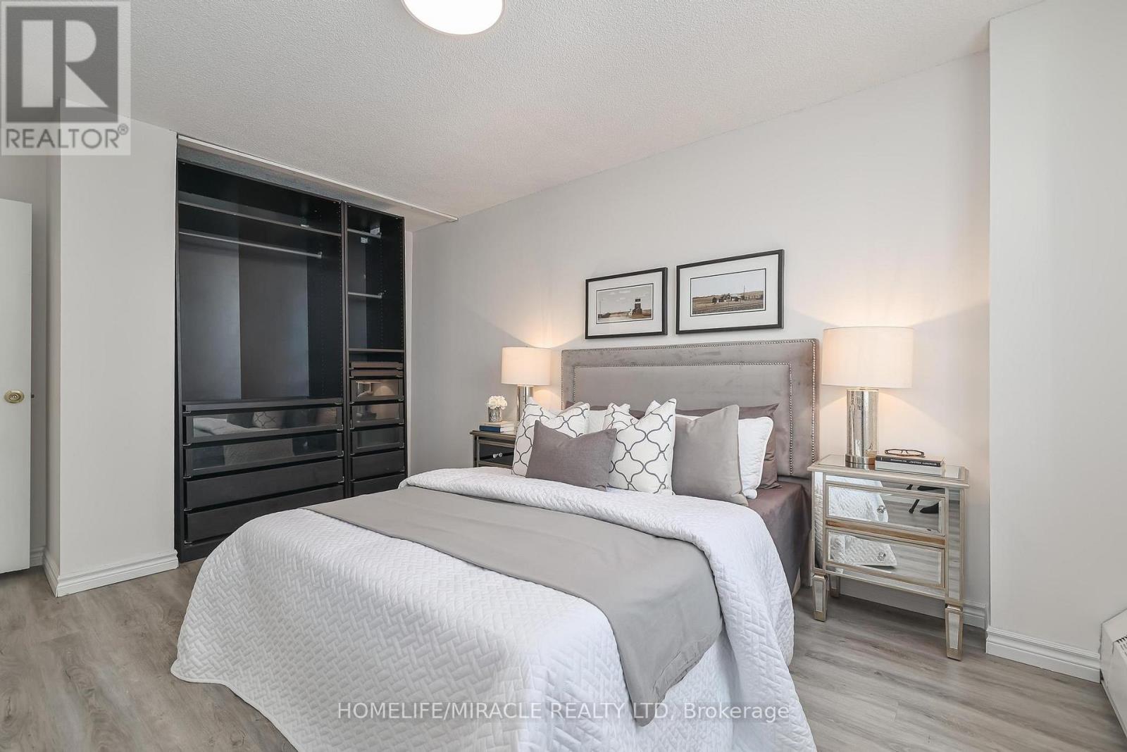 1706 - 3390 Weston Road, Toronto, Ontario  M9M 2X3 - Photo 17 - W12580474