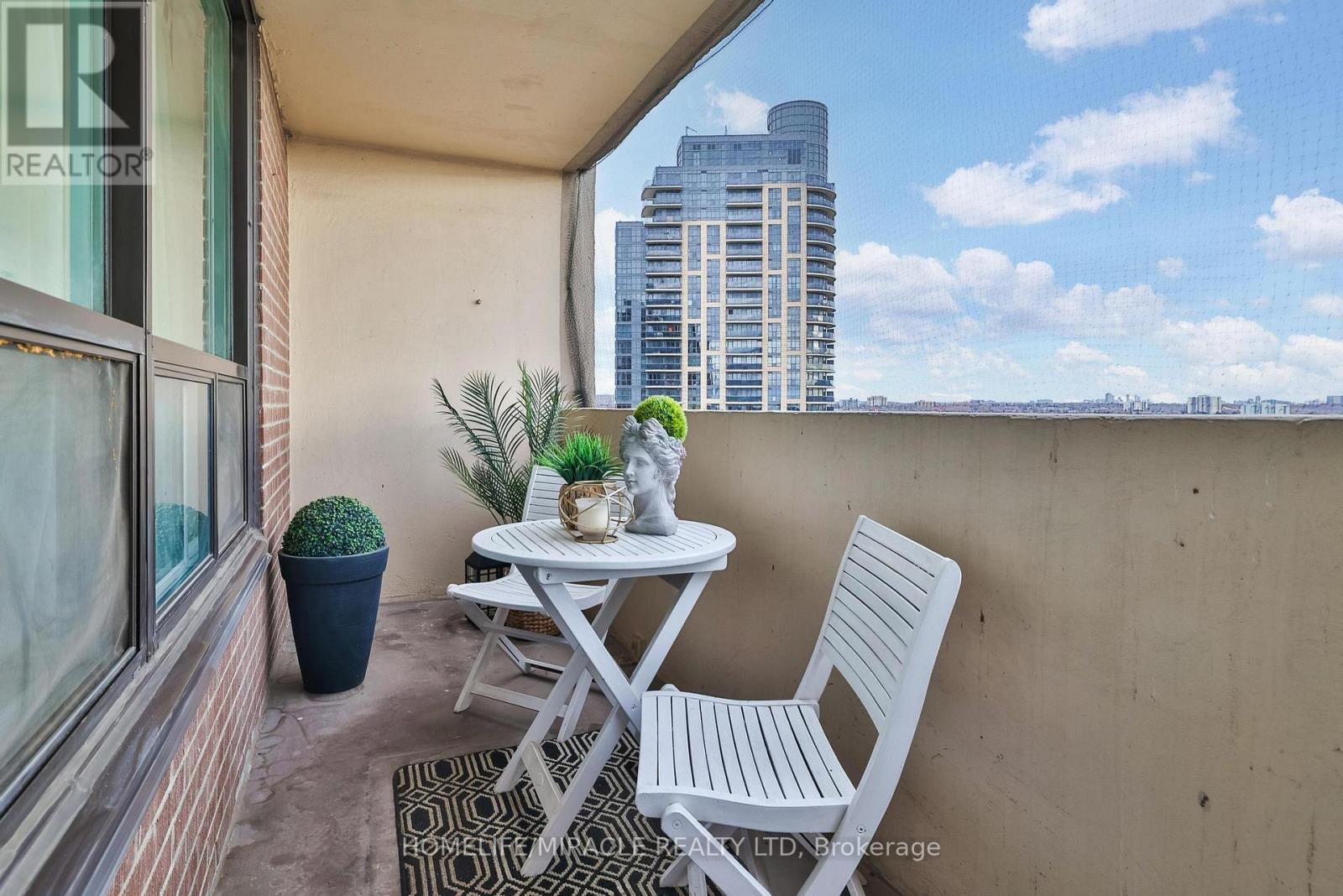 1706 - 3390 Weston Road, Toronto, Ontario  M9M 2X3 - Photo 25 - W12580474