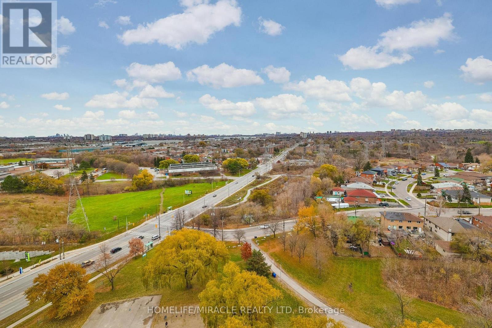 1706 - 3390 Weston Road, Toronto, Ontario  M9M 2X3 - Photo 31 - W12580474