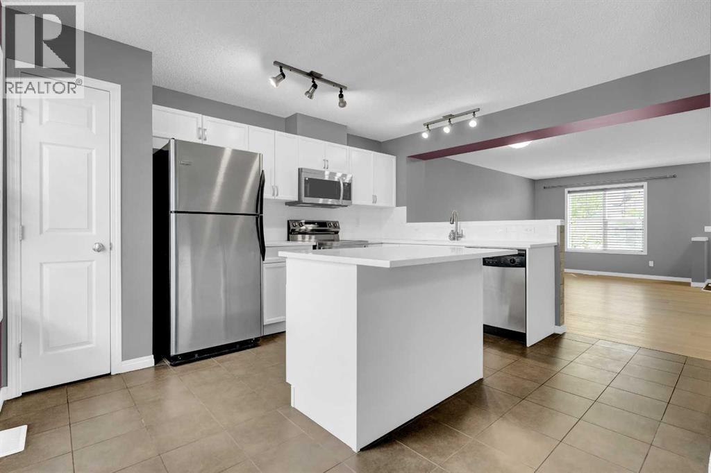 3194 New Brighton Gardens Se, Calgary, Alberta  T2Z 0Y1 - Photo 10 - A2259922