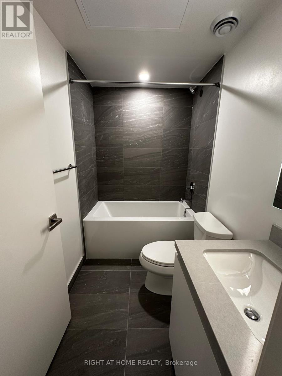 4211 - 4015 The Exchange, Mississauga, Ontario  L5B 0N9 - Photo 20 - W12577360