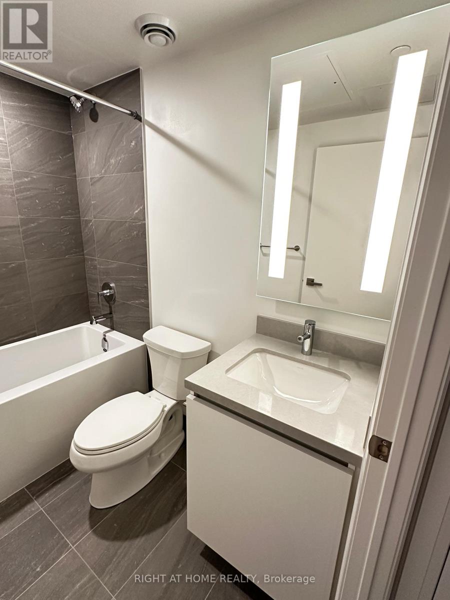 4211 - 4015 The Exchange, Mississauga, Ontario  L5B 0N9 - Photo 22 - W12577360