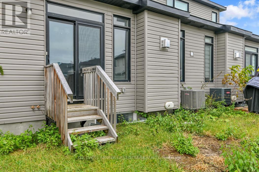 2305 Goldhawk Drive, Ottawa, Ontario K2S 1B6 - Photo 35 - X12580502