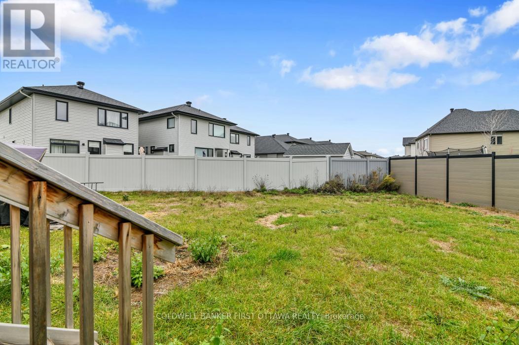 2305 Goldhawk Drive, Ottawa, Ontario K2S 1B6 - Photo 37 - X12580502