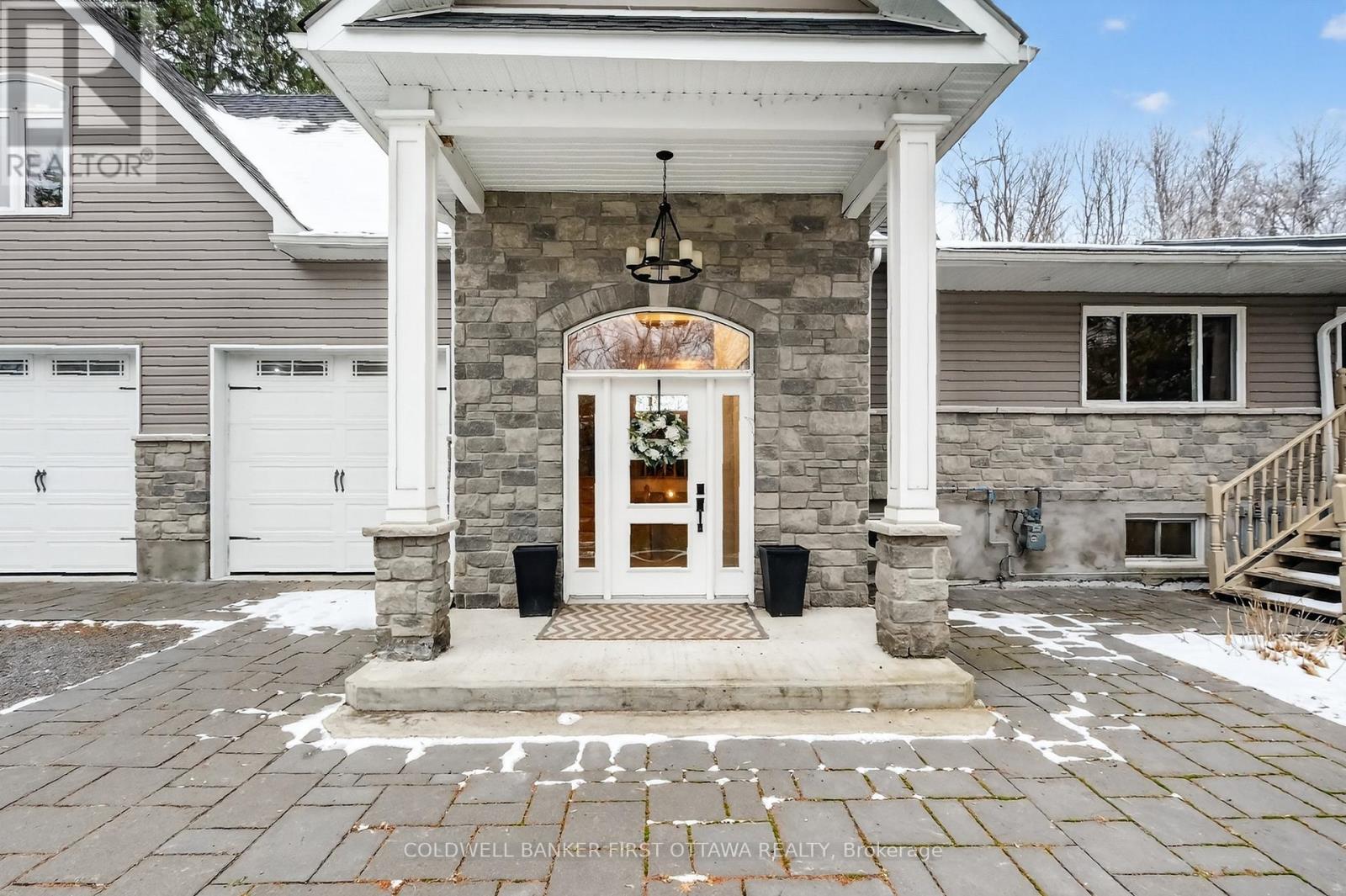 1110 Dunning Road, Ottawa, Ontario  K4C 1P5 - Photo 3 - X12580546