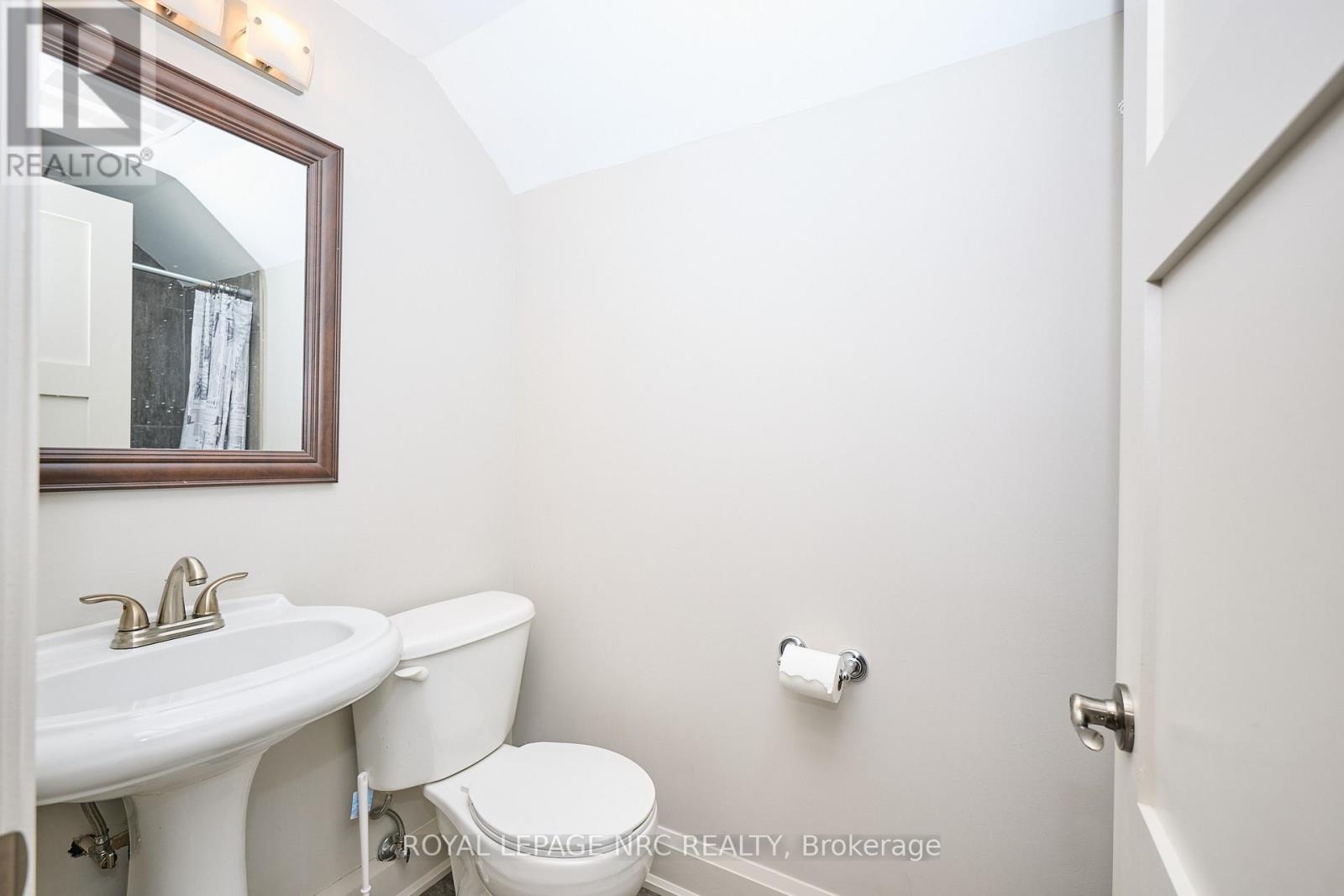 2032 York Road, Niagara-On-The-Lake, Ontario  L0S 1J0 - Photo 25 - X12580552