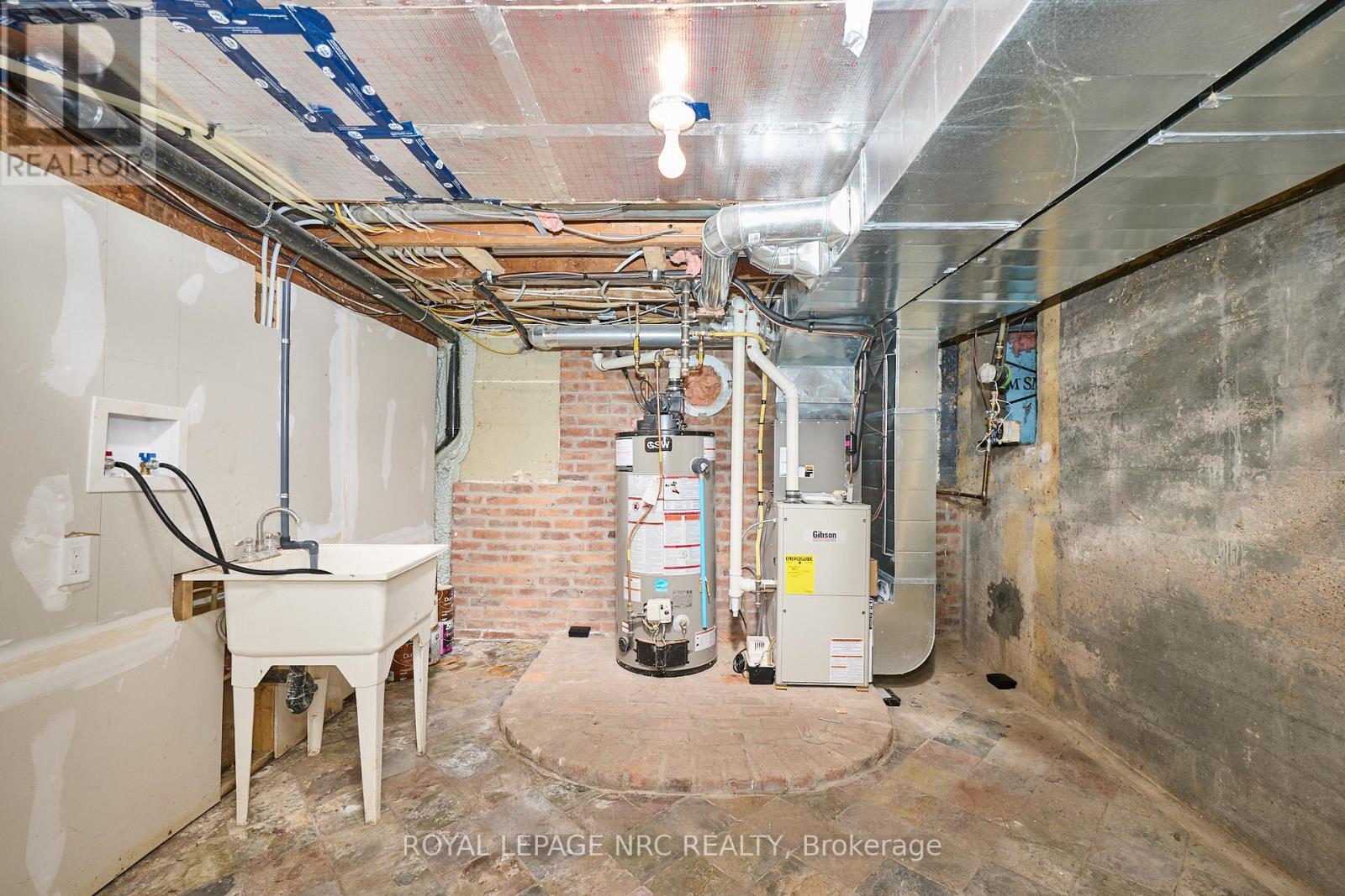 2032 York Road, Niagara-On-The-Lake, Ontario  L0S 1J0 - Photo 34 - X12580552