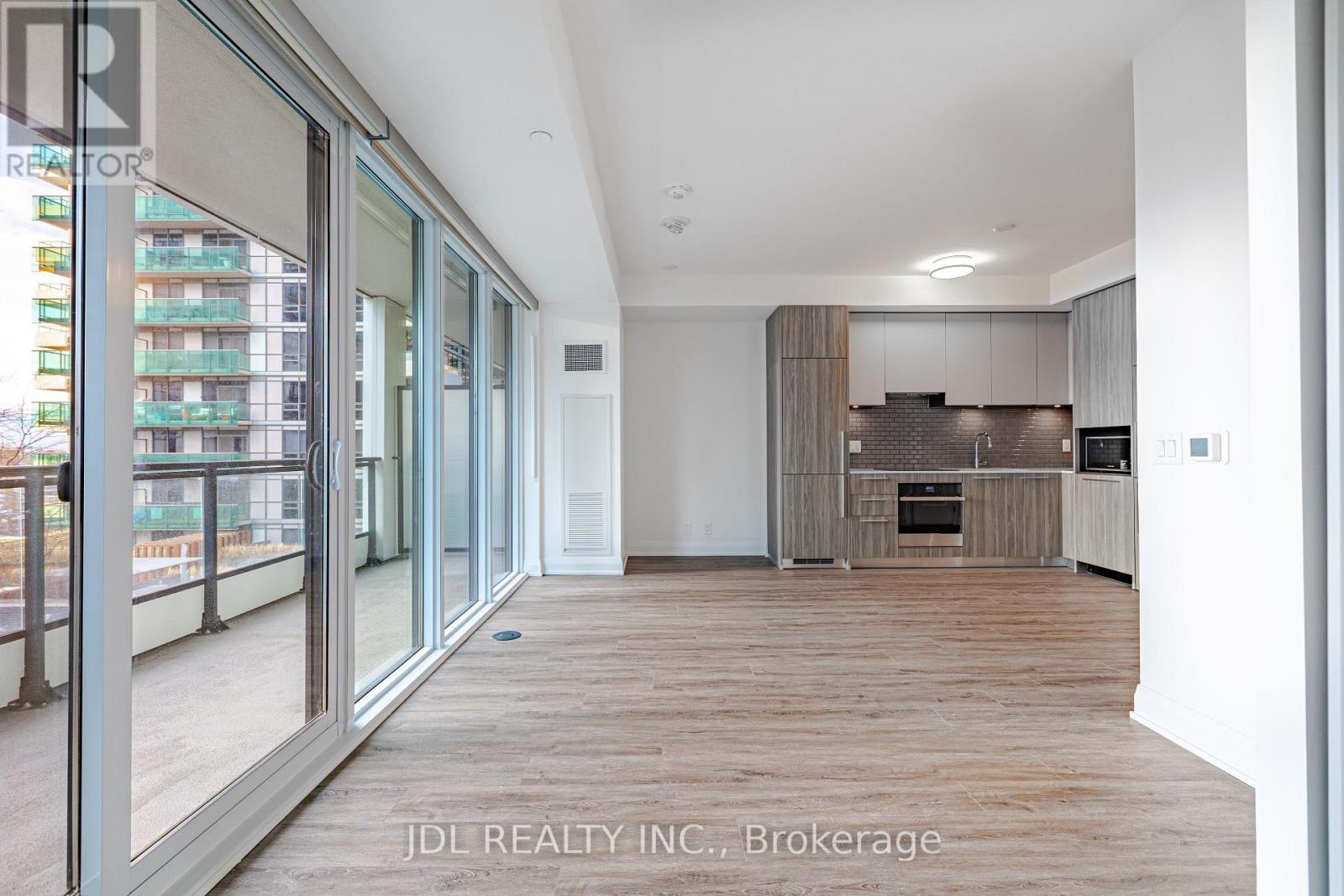 910 - 65 Broadway Avenue, Toronto, Ontario M4P 1T9 - Photo 4 - C12580528