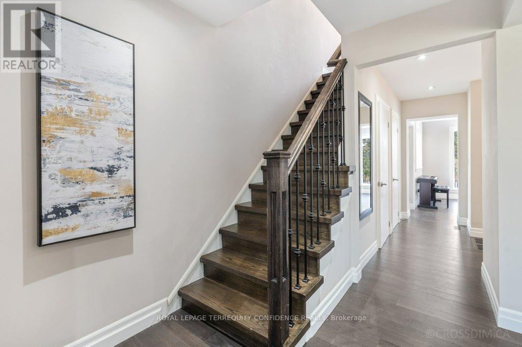 8 Glenelia Avenue, Toronto, Ontario M2M 2K7 - Photo 14 - C12580560