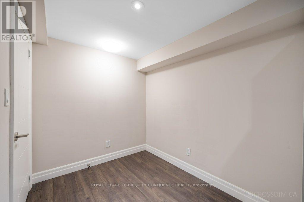 8 Glenelia Avenue, Toronto, Ontario M2M 2K7 - Photo 27 - C12580560