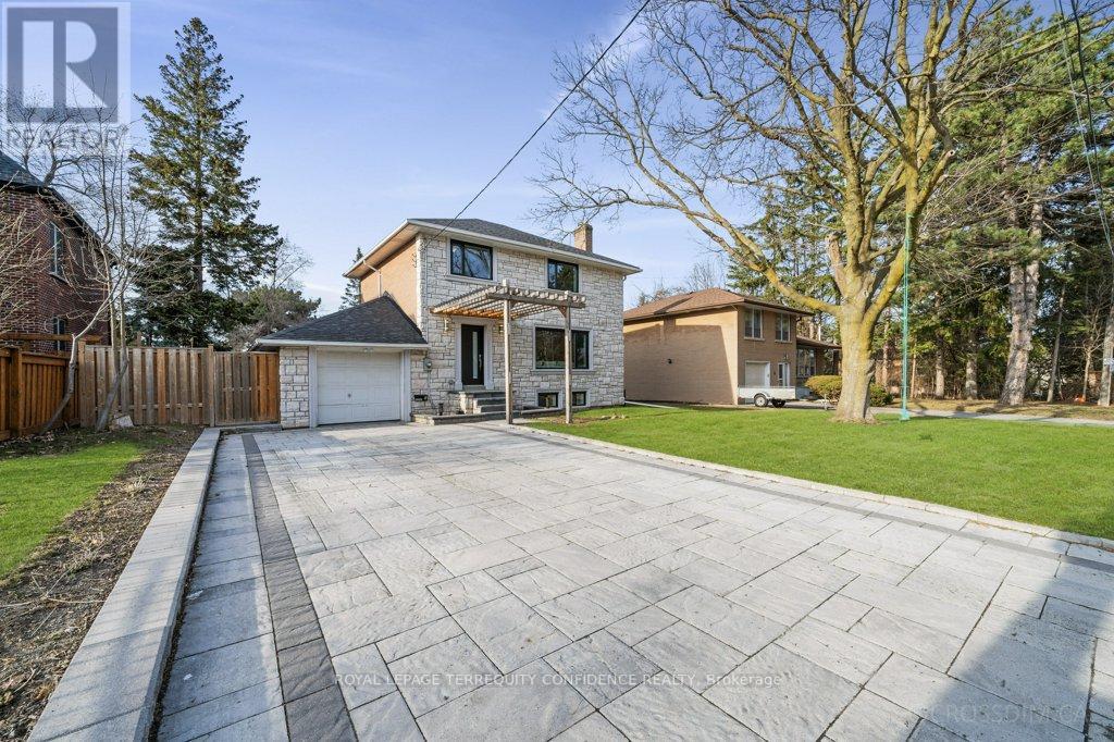 8 Glenelia Avenue, Toronto, Ontario M2M 2K7 - Photo 39 - C12580560