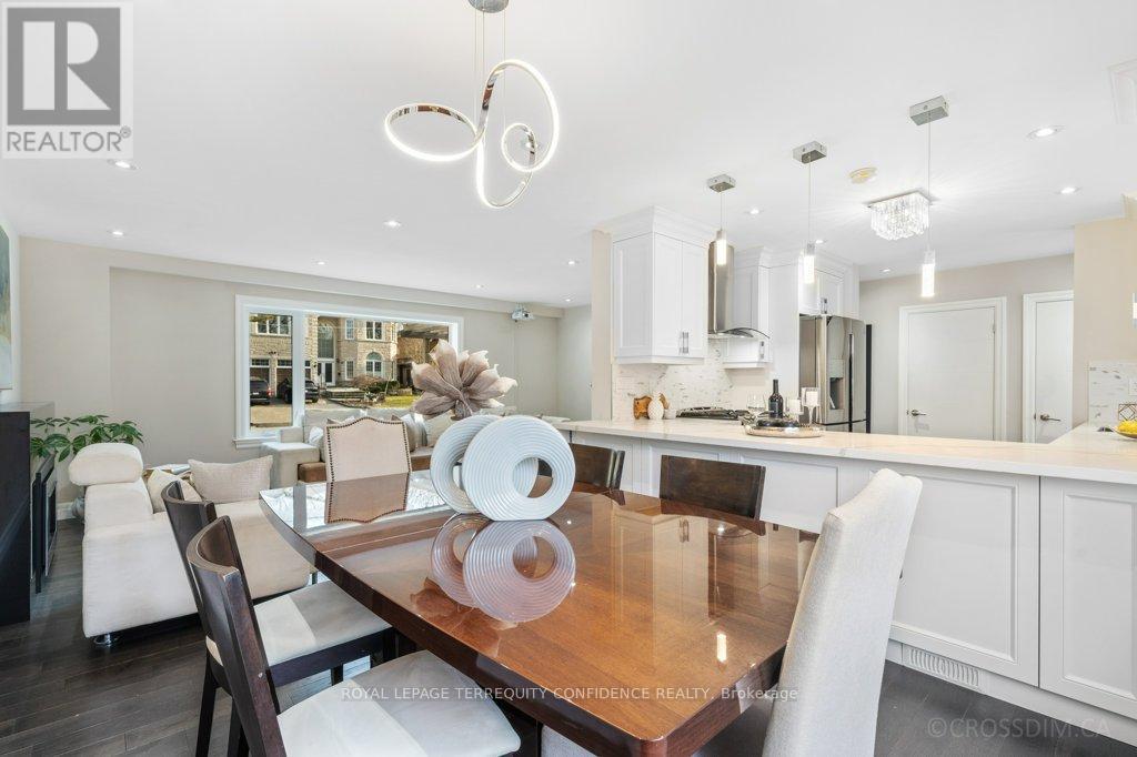 8 Glenelia Avenue, Toronto, Ontario M2M 2K7 - Photo 4 - C12580560