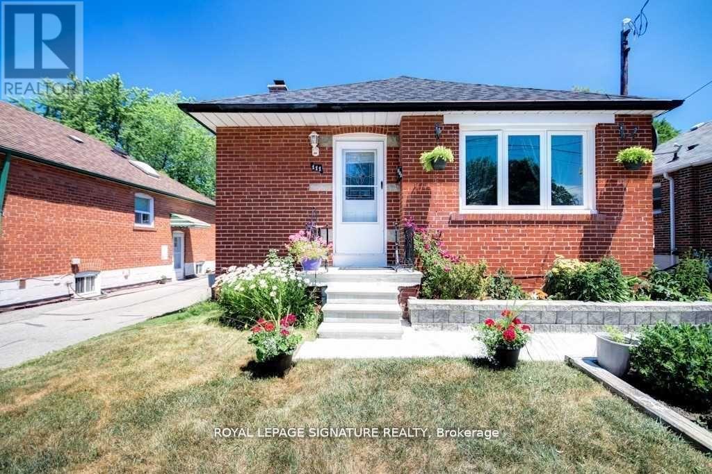 BASEMENT - 111 ELLINGTON DRIVE, Toronto, Ontario