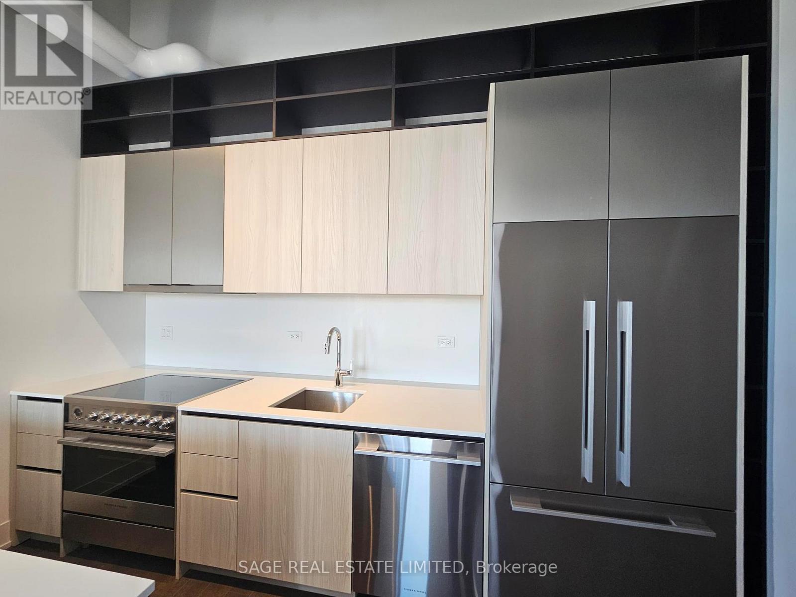 702 - 150 Logan Avenue, Toronto, Ontario  M4M 0E4 - Photo 2 - E12580516