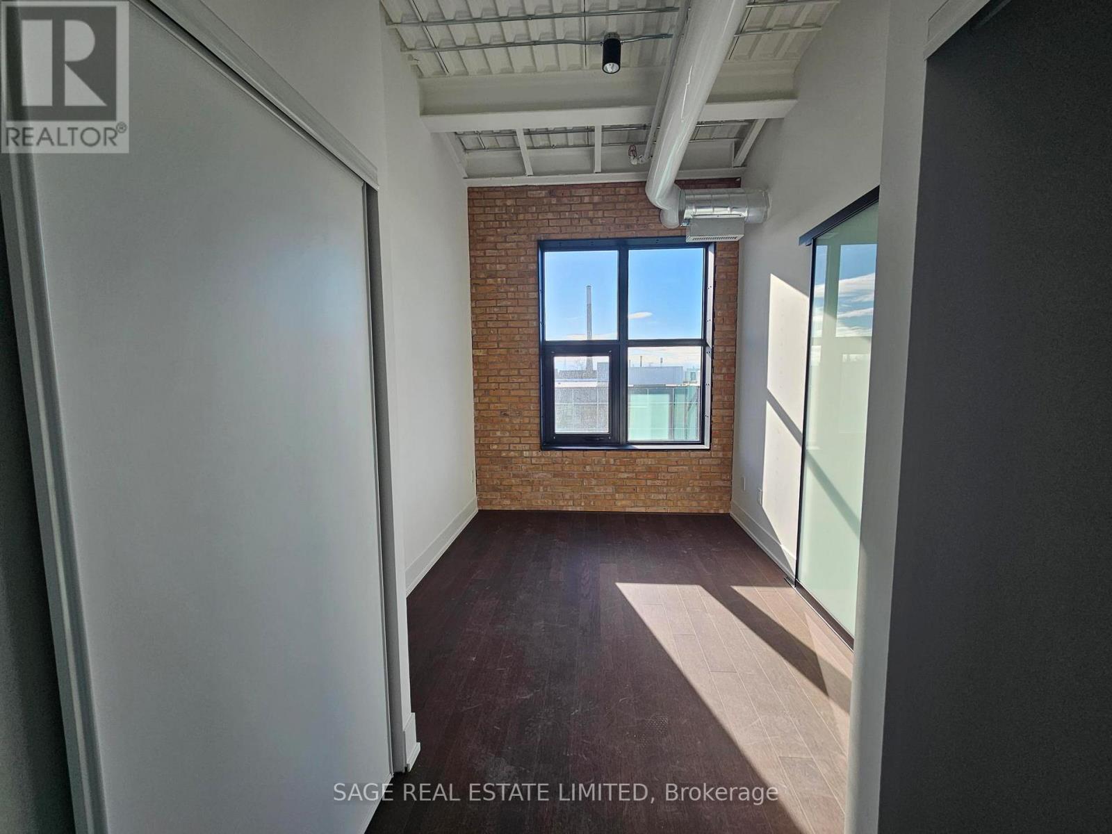 702 - 150 Logan Avenue, Toronto, Ontario  M4M 0E4 - Photo 5 - E12580516