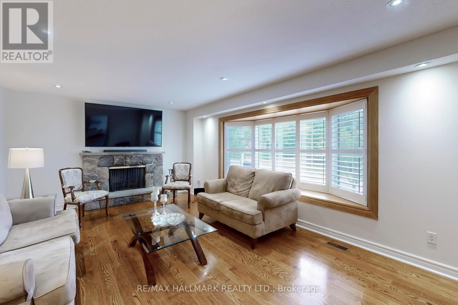 2 Butterfield Drive, Toronto, Ontario  M3A 2L8 - Photo 9 - C12578716