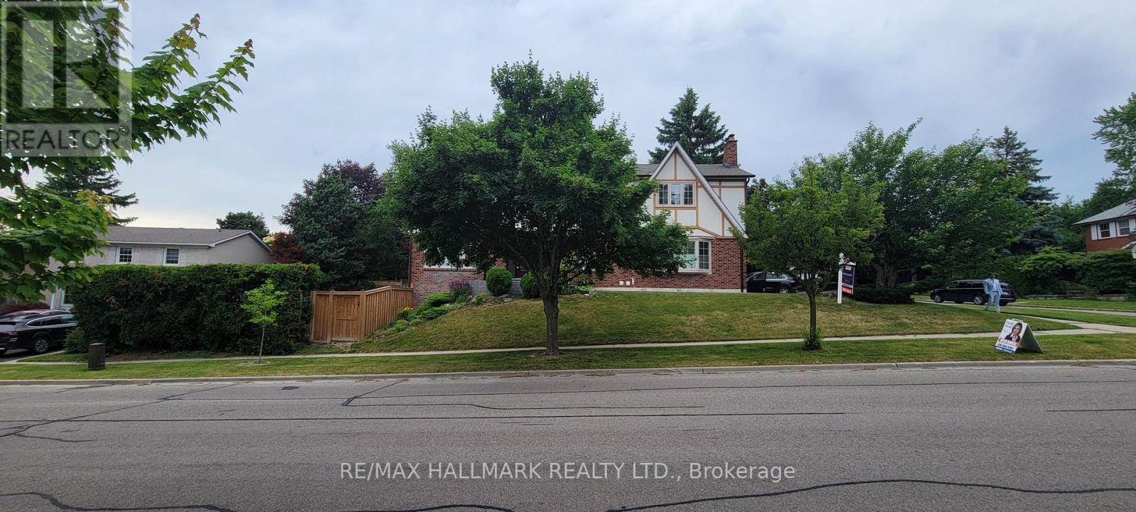 2 Butterfield Drive, Toronto, Ontario  M3A 2L8 - Photo 48 - C12578716