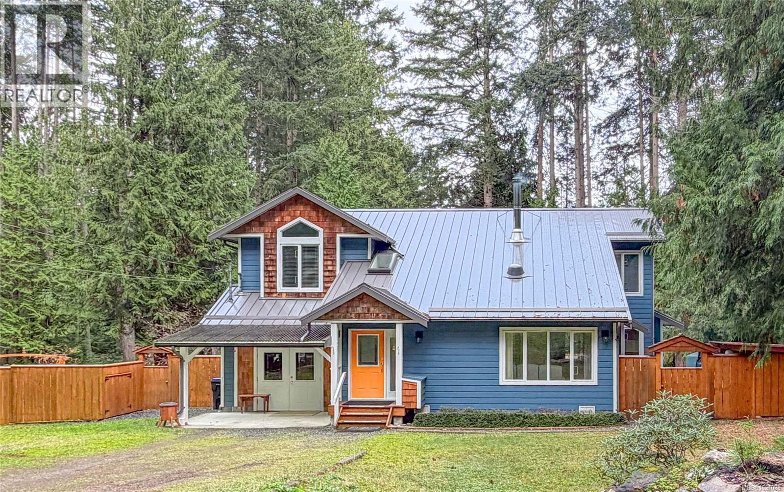720 Clarendon Rd, Gabriola Island, British Columbia
