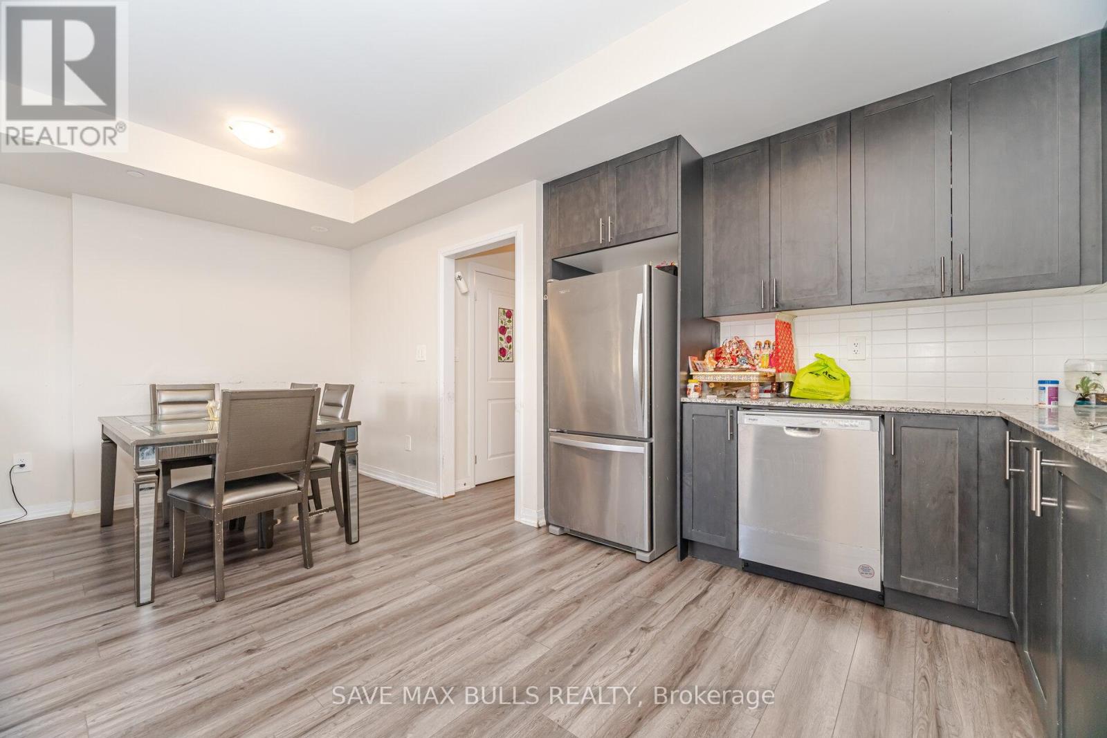 119 - 1589 Rose Way, Milton, Ontario  L9E 1N4 - Photo 16 - W12564220