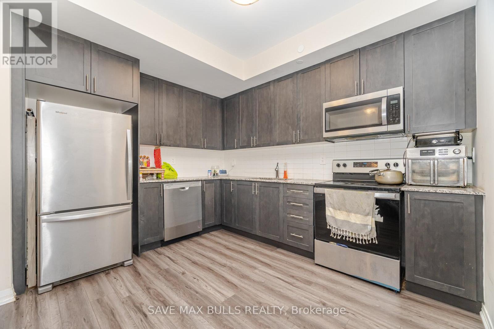 119 - 1589 Rose Way, Milton, Ontario  L9E 1N4 - Photo 17 - W12564220