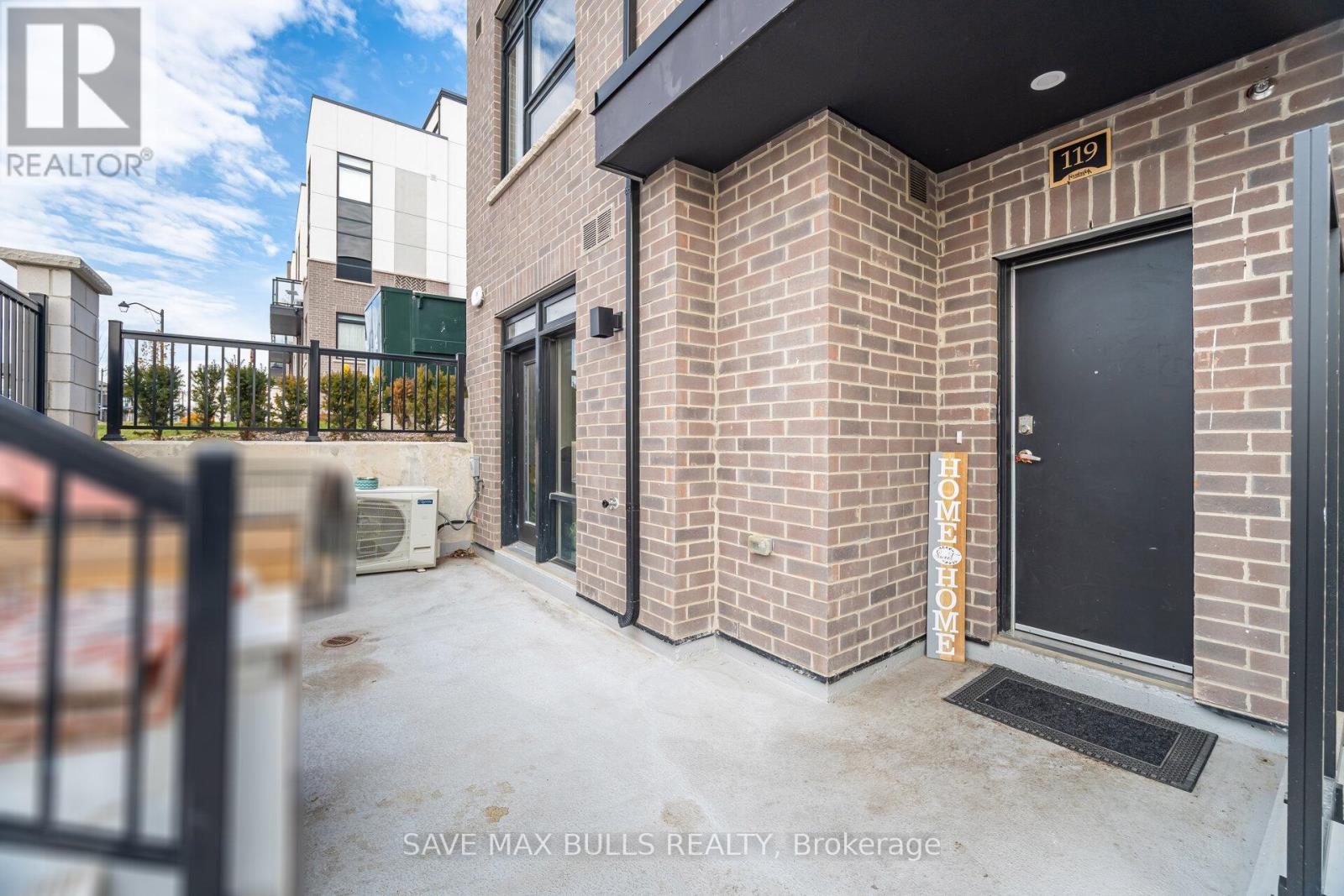 119 - 1589 Rose Way, Milton, Ontario  L9E 1N4 - Photo 7 - W12564220