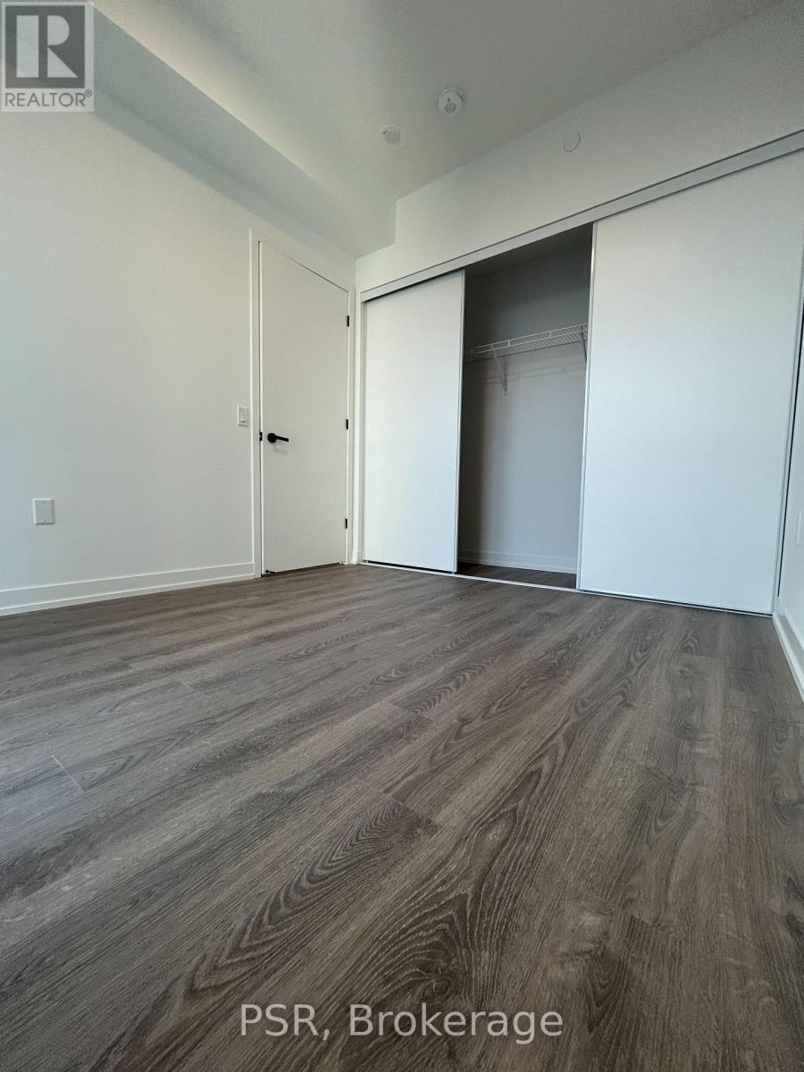 2510 - 8 Interchange Way S, Vaughan, Ontario  L4K 0R2 - Photo 4 - N12580510