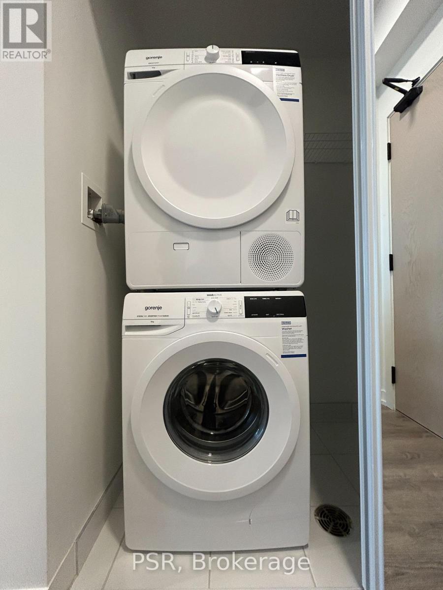 2510 - 8 Interchange Way S, Vaughan, Ontario  L4K 0R2 - Photo 9 - N12580510