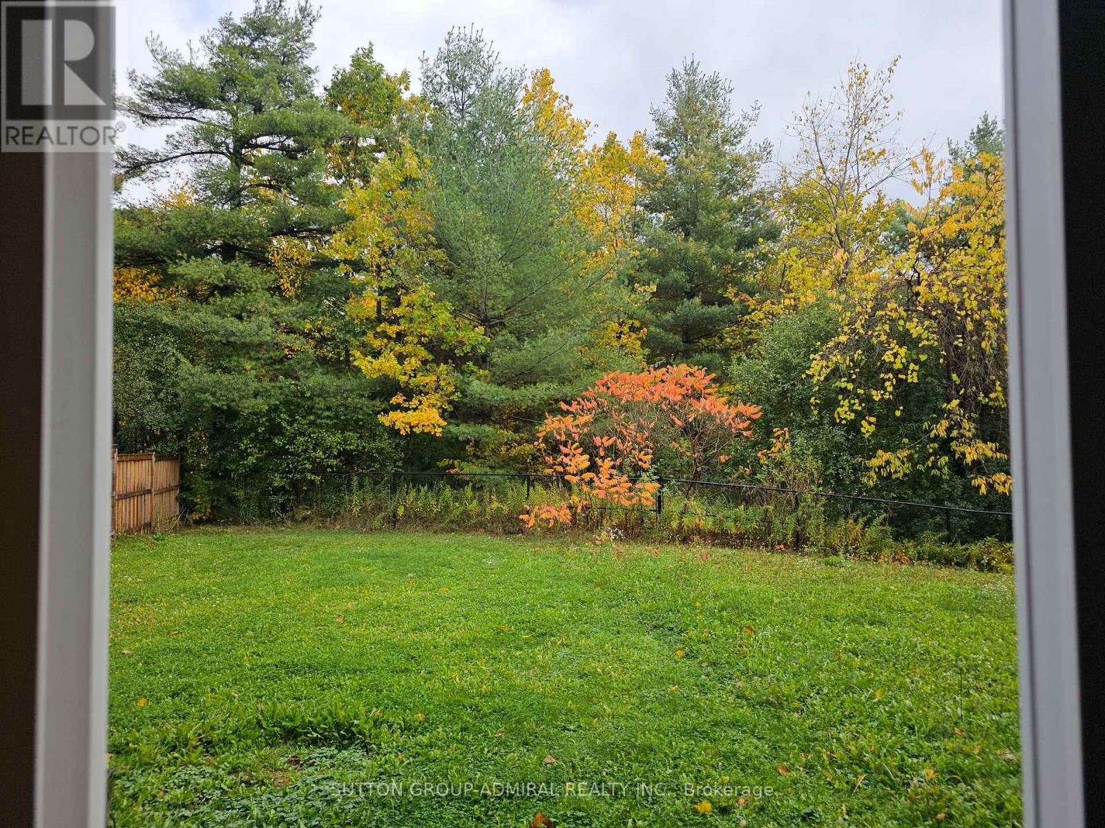 63 Collin Court, Richmond Hill, Ontario L4E 0X7 - Photo 38 - N12580512