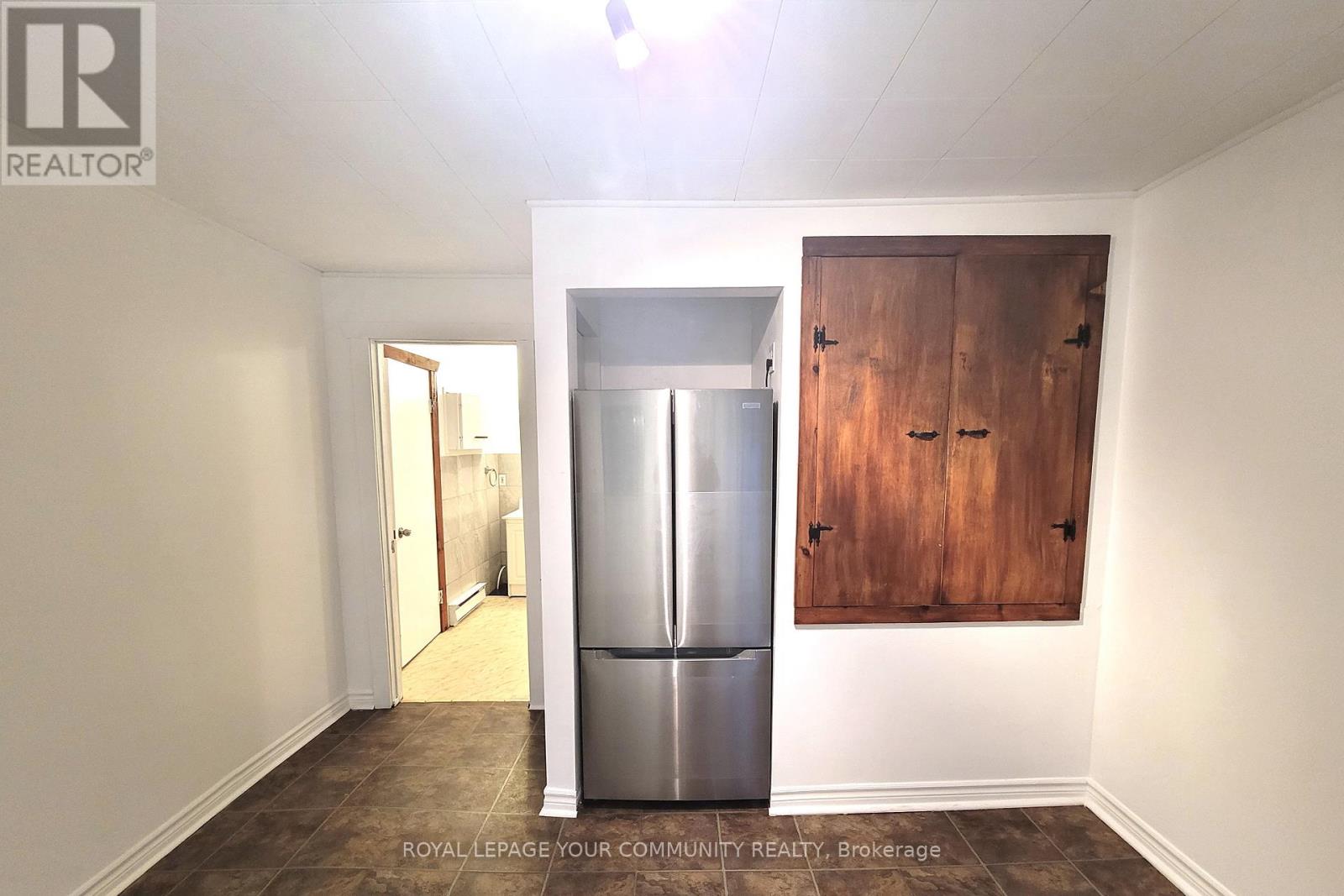 709 Roberts Road, Innisfil, Ontario L9S 2E4 - Photo 6 - N12580520