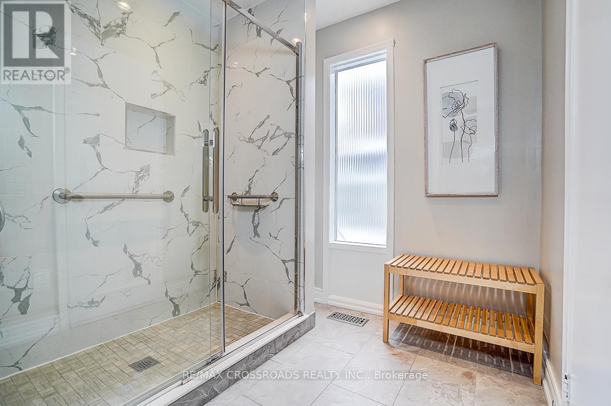 78 Fred Varley Drive, Markham, Ontario  L3R 1S7 - Photo 33 - N12580532