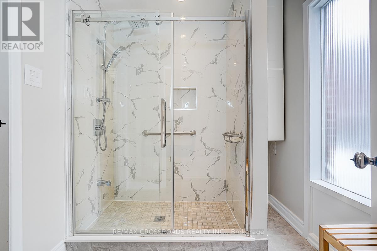 78 Fred Varley Drive, Markham, Ontario  L3R 1S7 - Photo 34 - N12580532