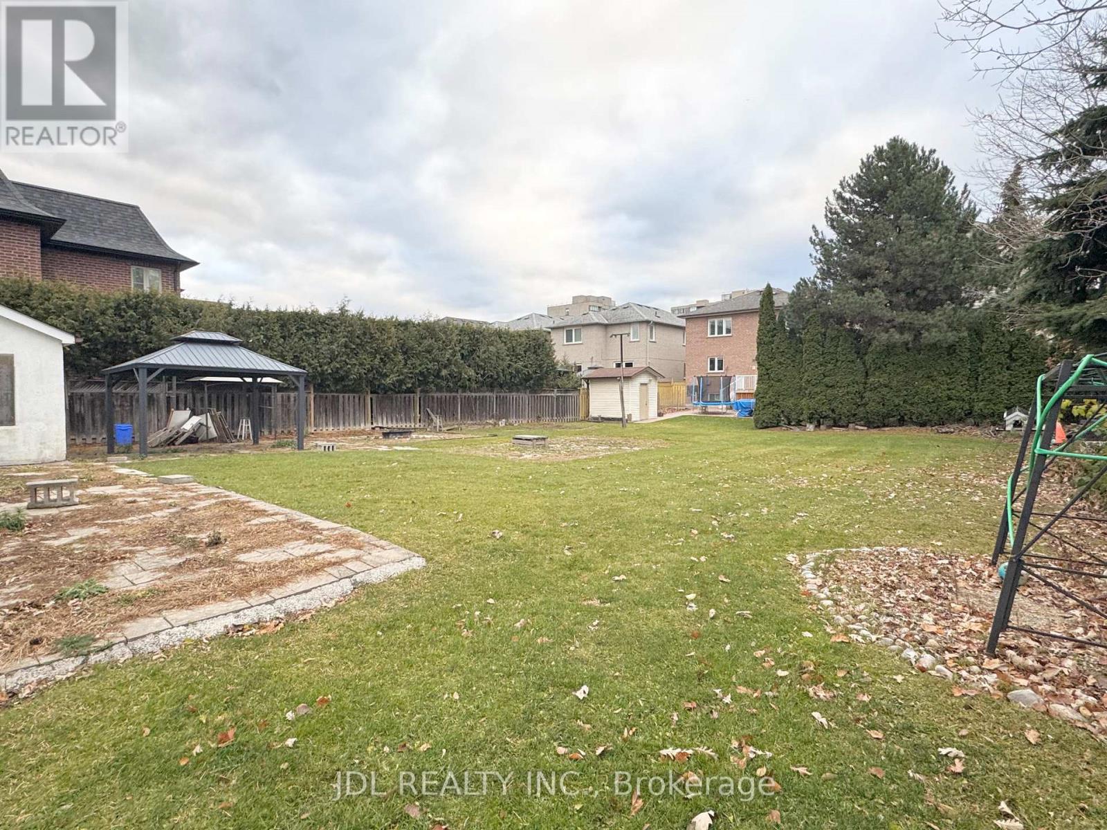 229 Crestwood Road, Vaughan, Ontario  L4J 1A8 - Photo 15 - N12580556