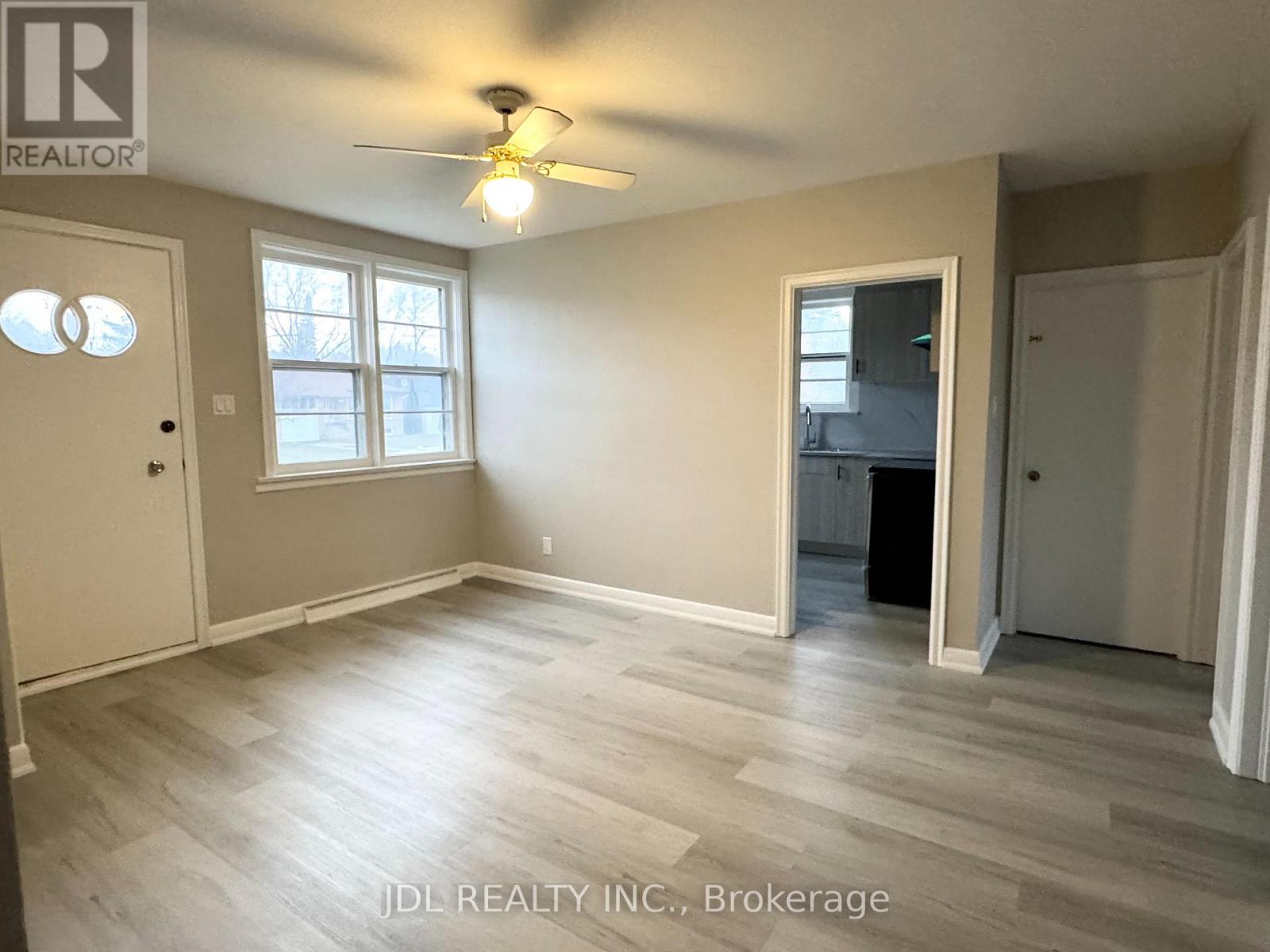 229 Crestwood Road, Vaughan, Ontario  L4J 1A8 - Photo 7 - N12580556