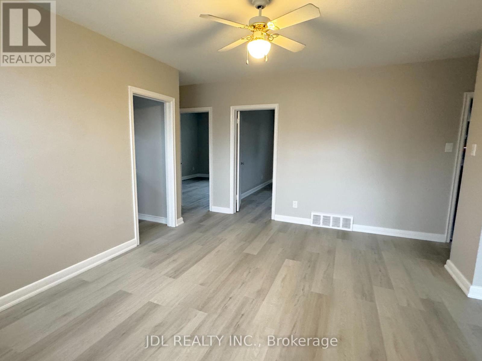 229 Crestwood Road, Vaughan, Ontario  L4J 1A8 - Photo 8 - N12580556