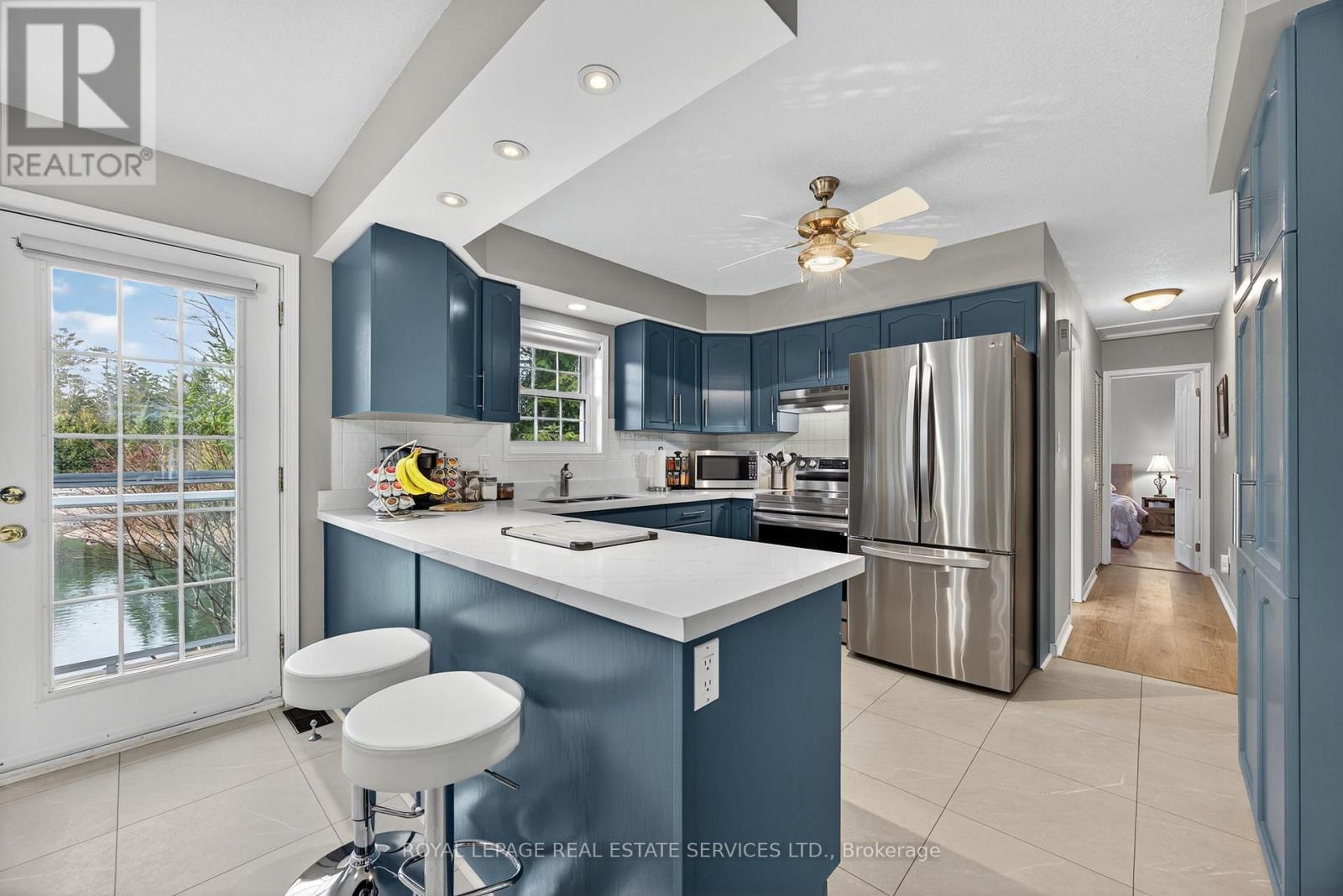 24 Topaz Street, Wasaga Beach, Ontario L9Z 1X7 - Photo 11 - S12580524