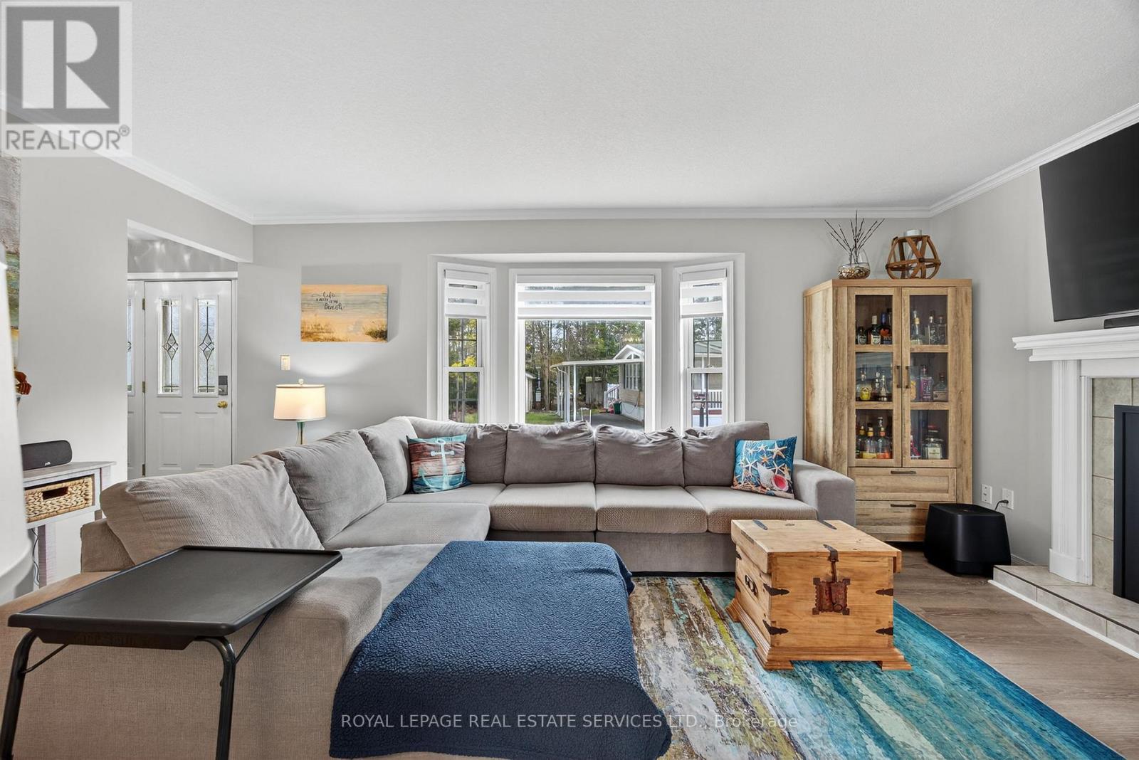 24 Topaz Street, Wasaga Beach, Ontario L9Z 1X7 - Photo 5 - S12580524