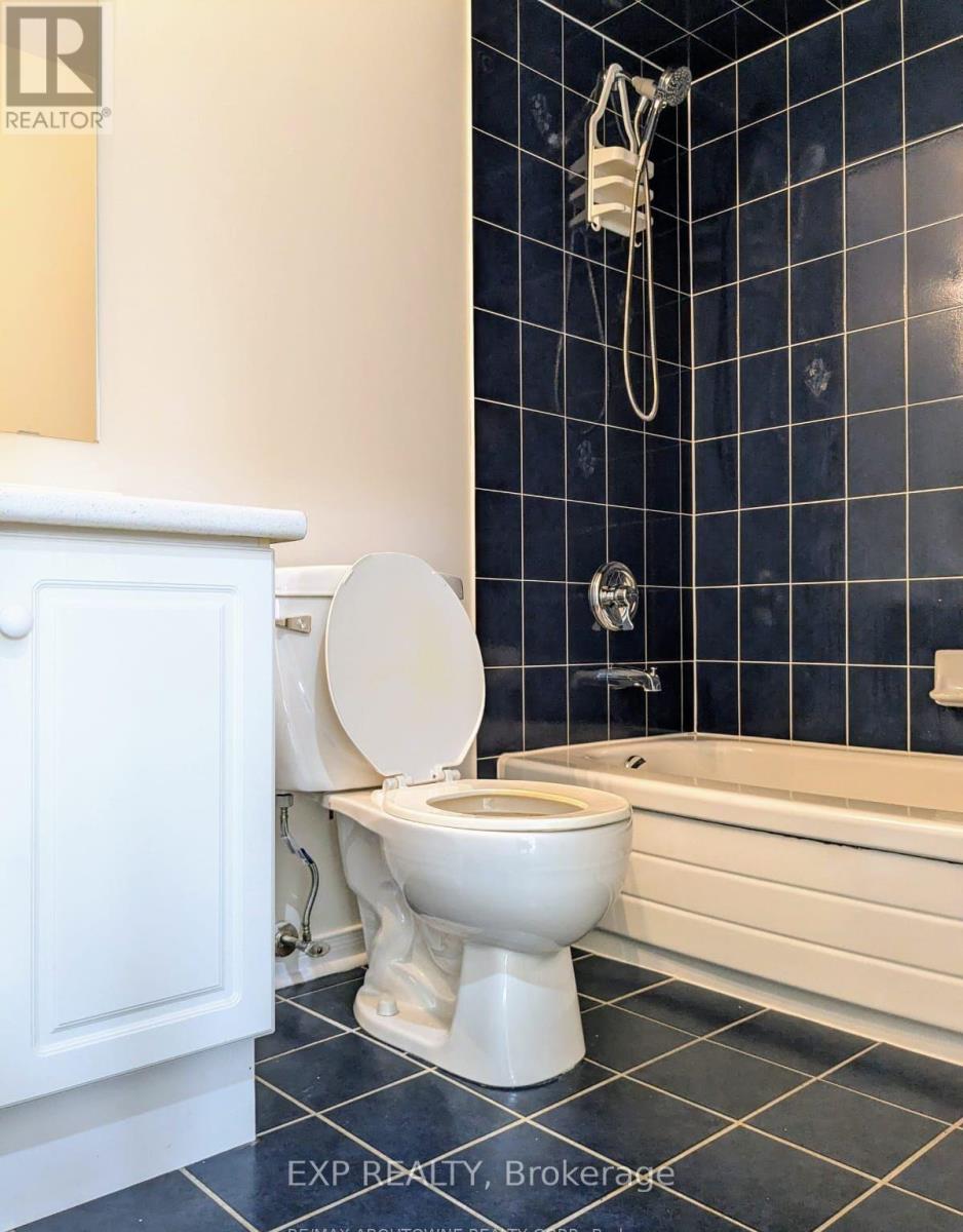 6 - 2315 Westoak Trail, Oakville, Ontario  L6M 3S8 - Photo 16 - W12580496