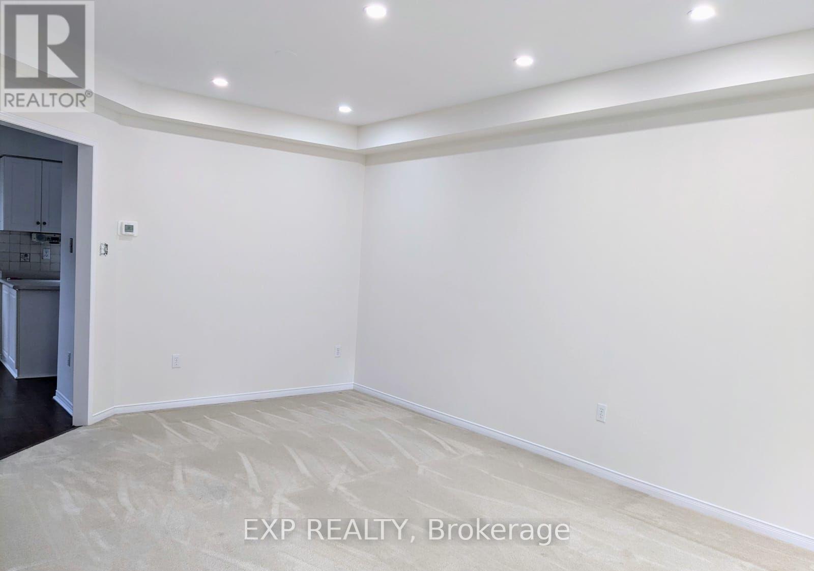 6 - 2315 Westoak Trail, Oakville, Ontario  L6M 3S8 - Photo 6 - W12580496