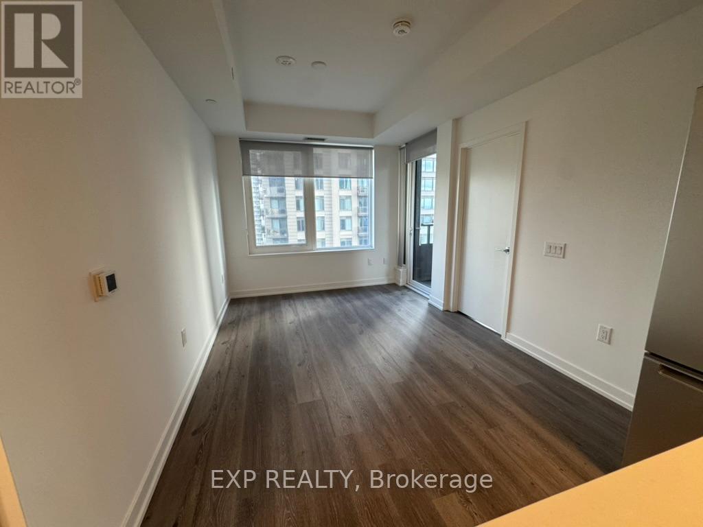 2105 - 395 Square One Drive, Mississauga, Ontario L5B 0P6 - Photo 17 - W12580506