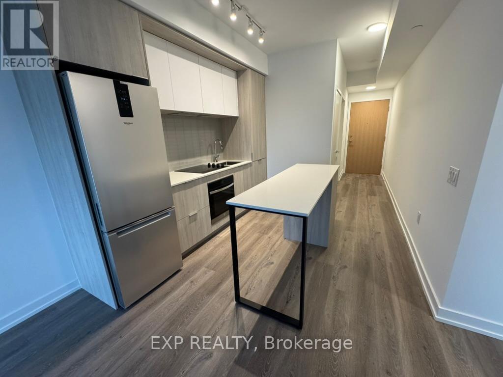 2105 - 395 Square One Drive, Mississauga, Ontario L5B 0P6 - Photo 18 - W12580506