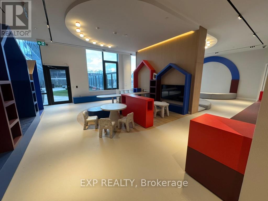 2105 - 395 Square One Drive, Mississauga, Ontario L5B 0P6 - Photo 22 - W12580506