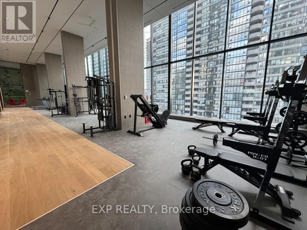 2105 - 395 Square One Drive, Mississauga, Ontario L5B 0P6 - Photo 25 - W12580506