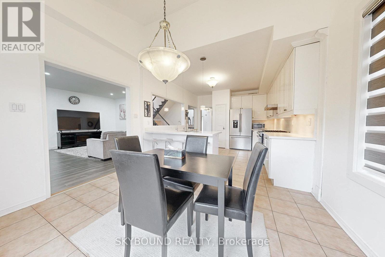 26 Bushberry Road, Brampton, Ontario L7A 1L3 - Photo 18 - W12580522