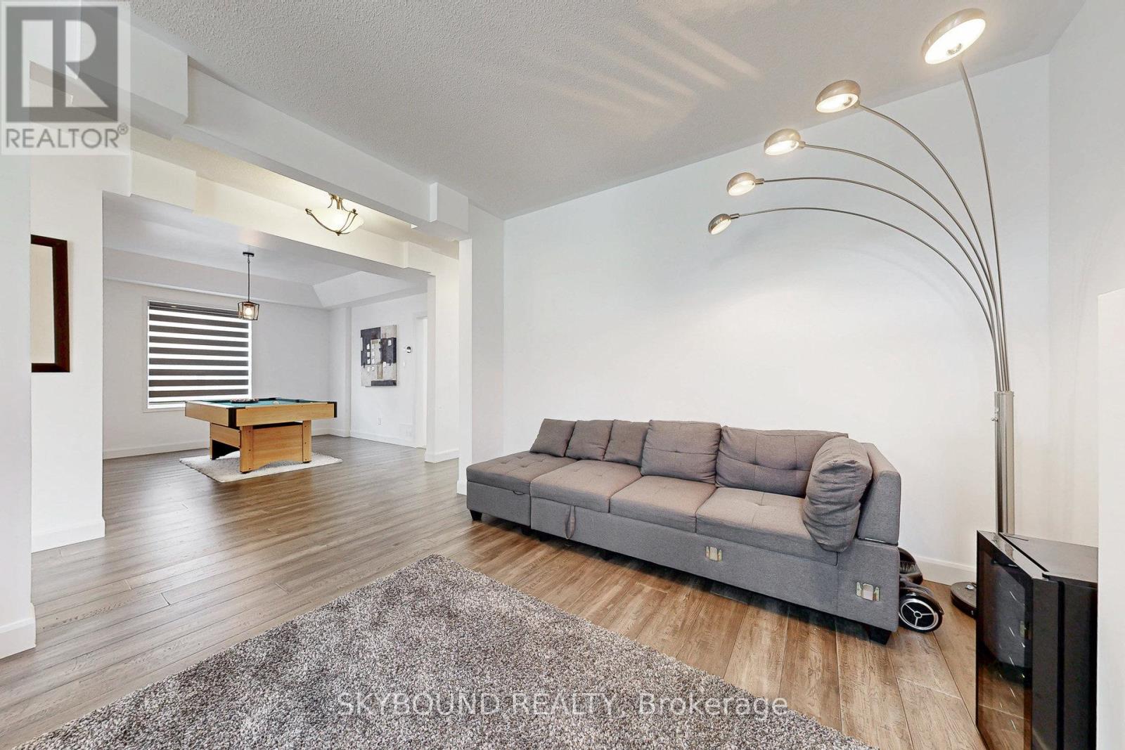 26 Bushberry Road, Brampton, Ontario L7A 1L3 - Photo 9 - W12580522